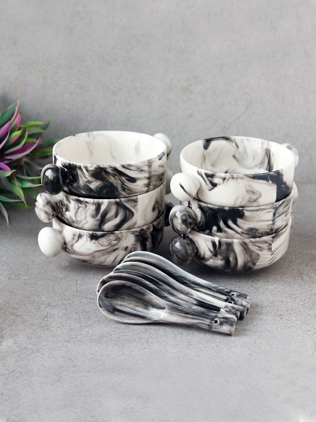 

Unravel India Set Of 6 Vintage Chronical of Italy Ceramic Soup Bowls, White