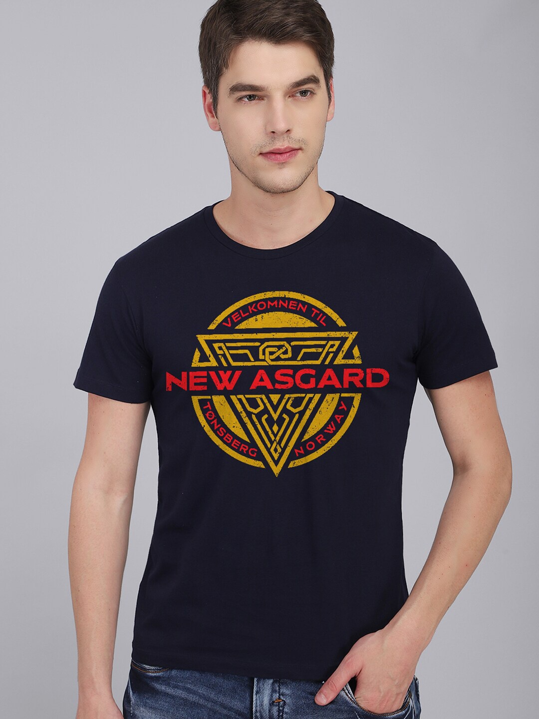

Free Authority Men Navy Blue Typography Printed T-shirt