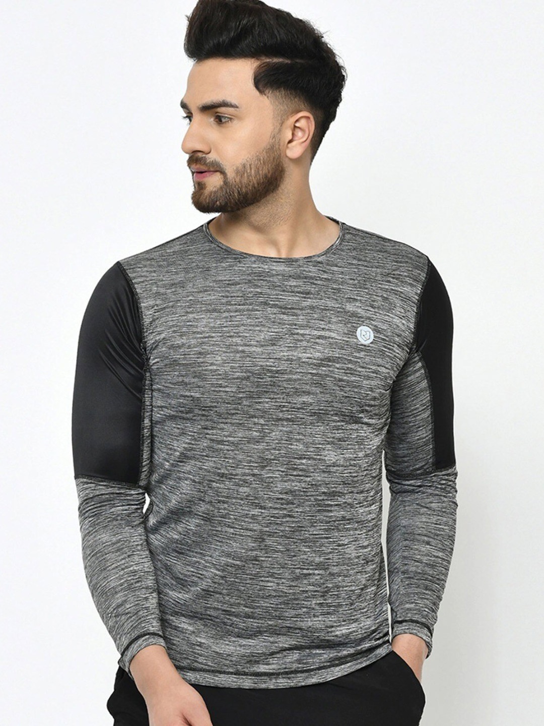 

Rigo Men Grey Melange & Black Colourblocked Slim Fit T-shirt