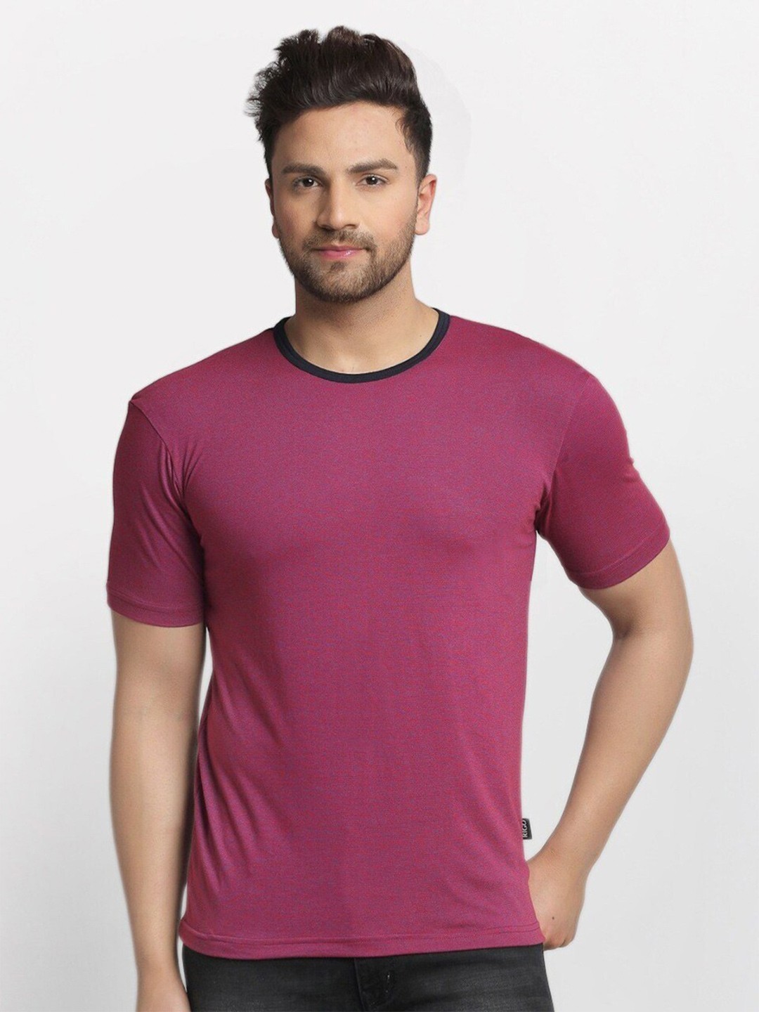

Rigo Men Purple Slim Fit T-shirt