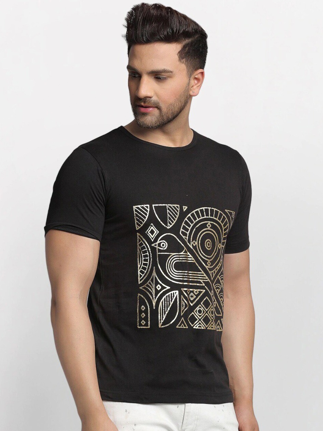 

Rigo Men Black & Gold-Toned Printed Slim Fit T-shirt