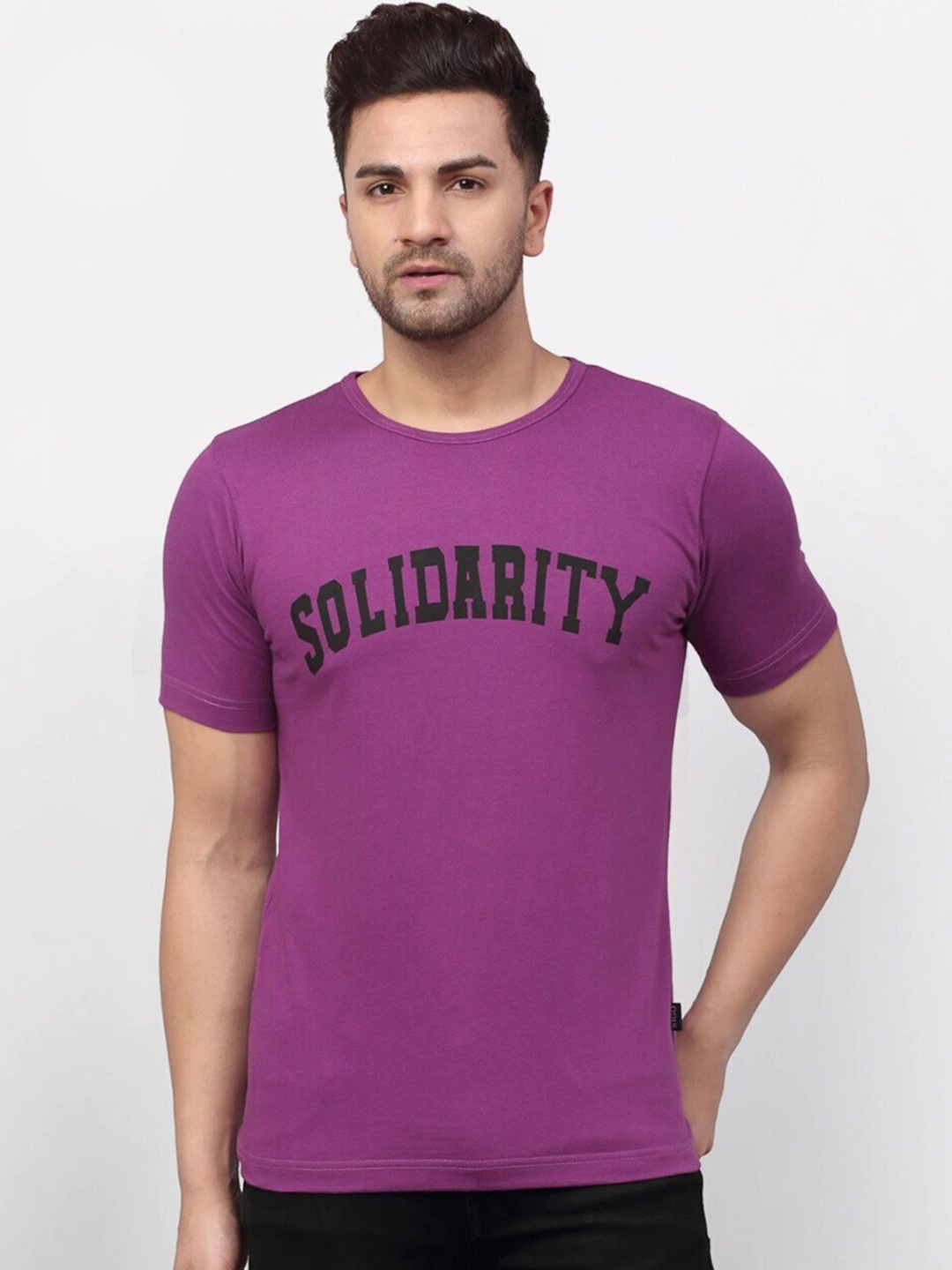 

Rigo Men Purple Typography Printed Applique Slim Fit T-shirt