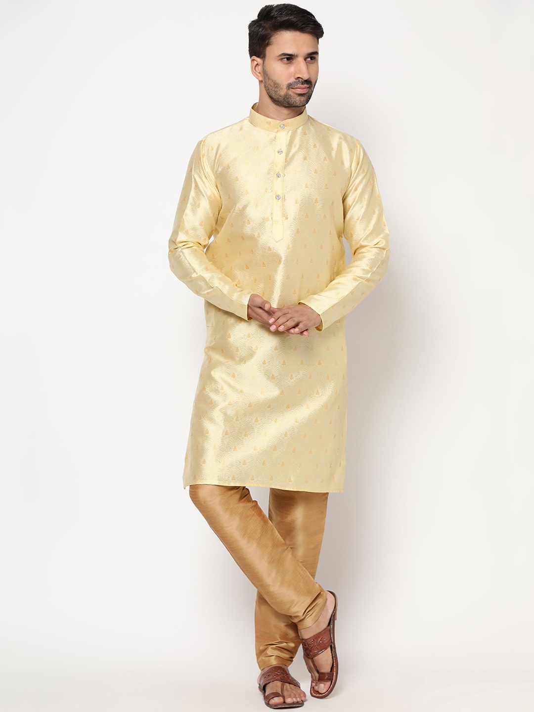 

OFFIRA TEX WORLD Men Cream-Coloured Kurta with Churidar