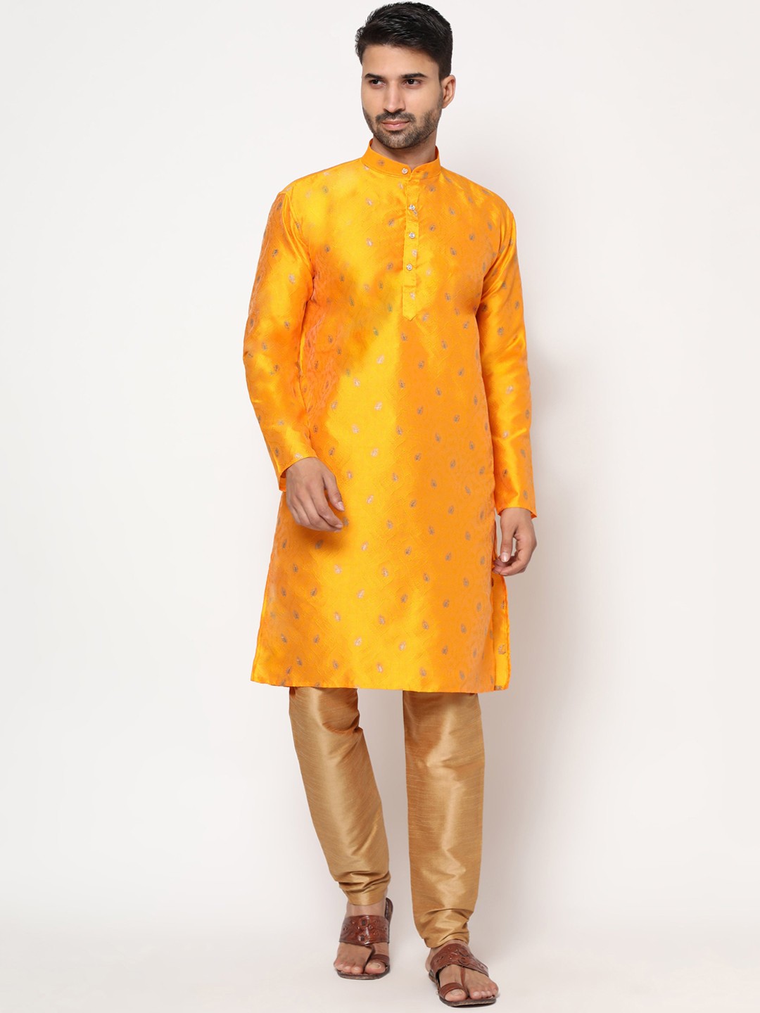 

OFFIRA TEX WORLD Men Orange Ethnic Motifs Kurta with Churidar