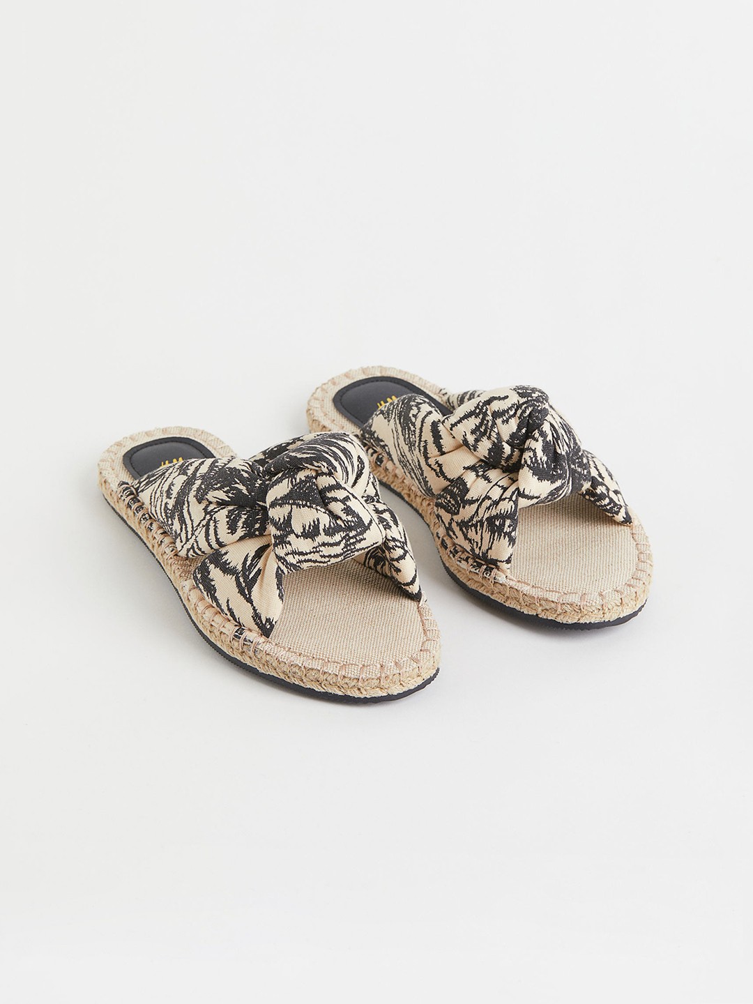 

H&M Women Beige & Grey Knot-detail sandals