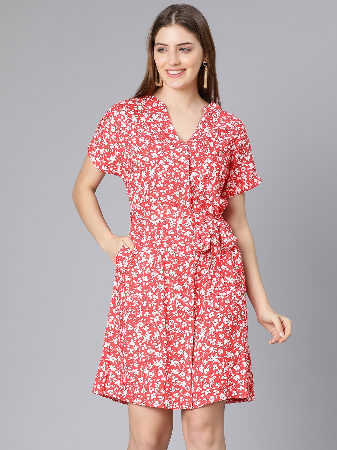 

Oxolloxo Women Red Floral Satin A-Line Dress