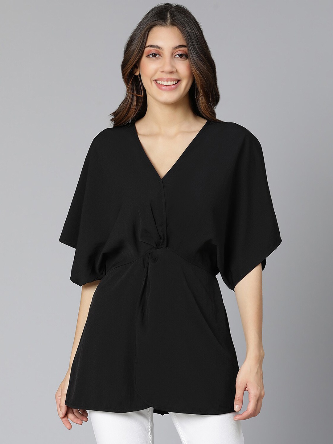 

Oxolloxo Black Solid Pleated or Gathered Flared Sleeves Empire Top