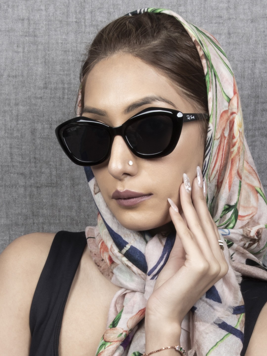 

Ted Smith Women Grey Lens & Black Cateye Sunglasses with UV Protected Lens-PICASSO_C1