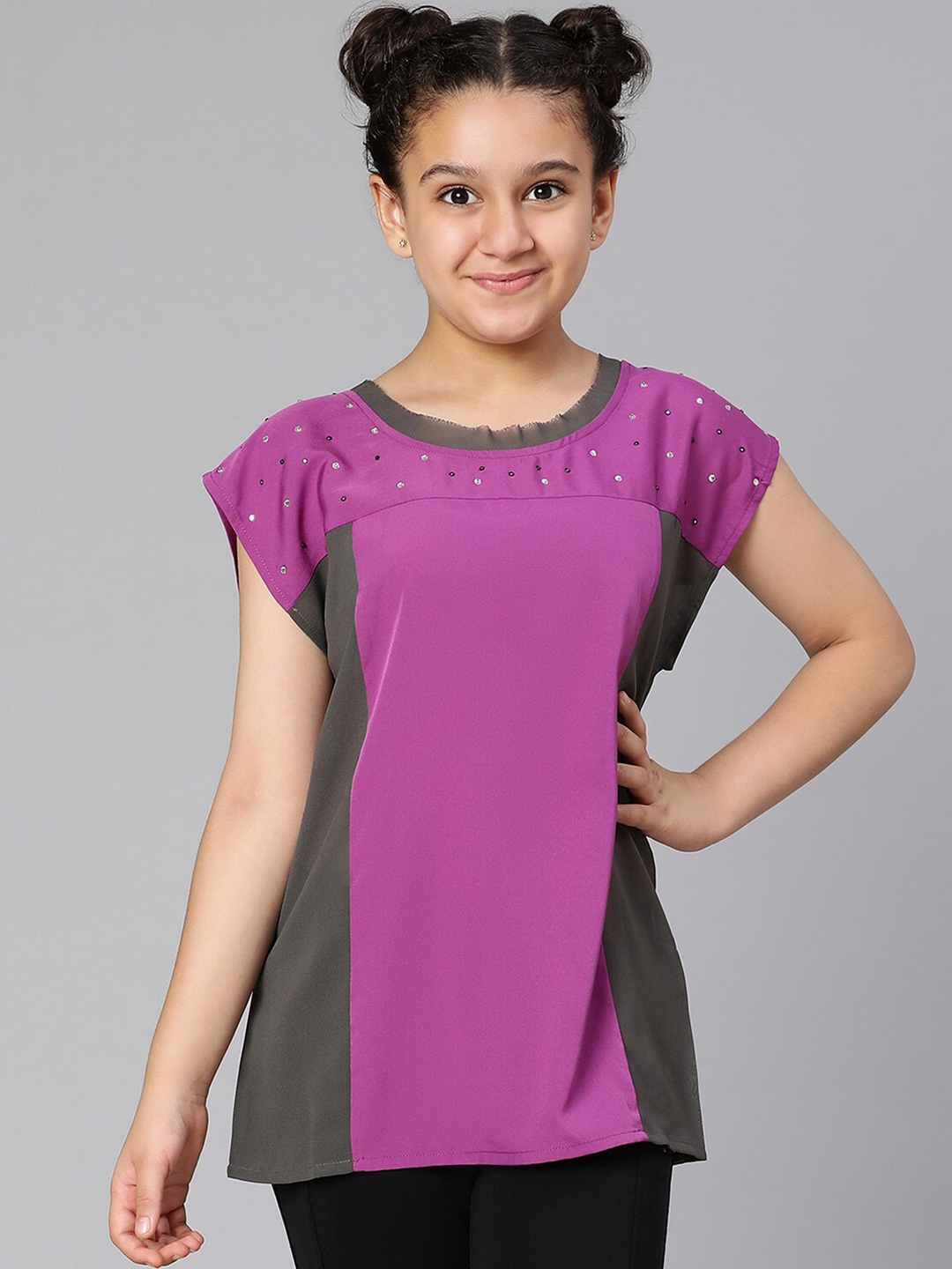 

Oxolloxo Purple & Grey Colourblocked Extended Sleeves Top
