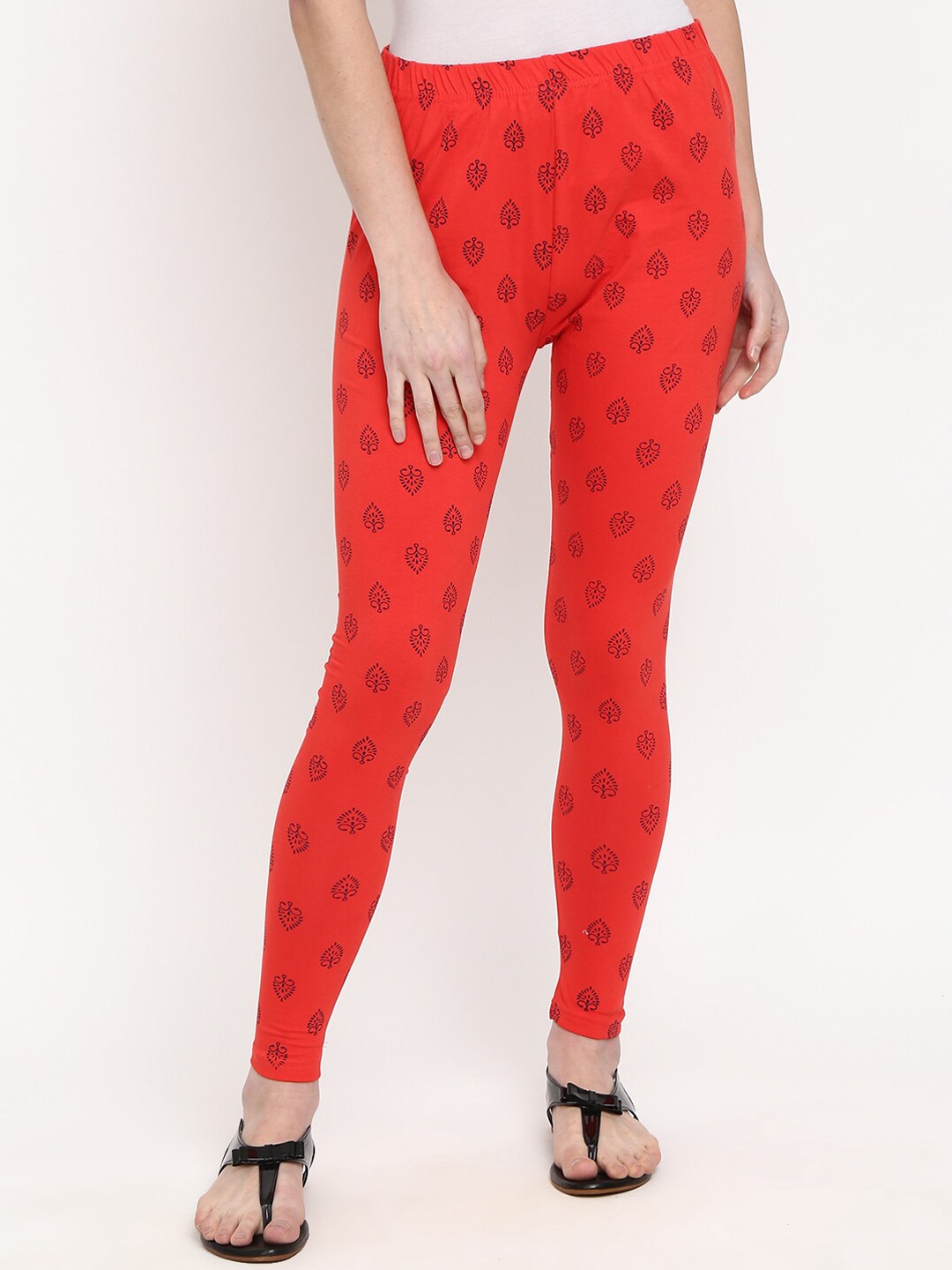 

V-Mart Women Red Ethnic Motifs Printed Ankle-Length Leggings