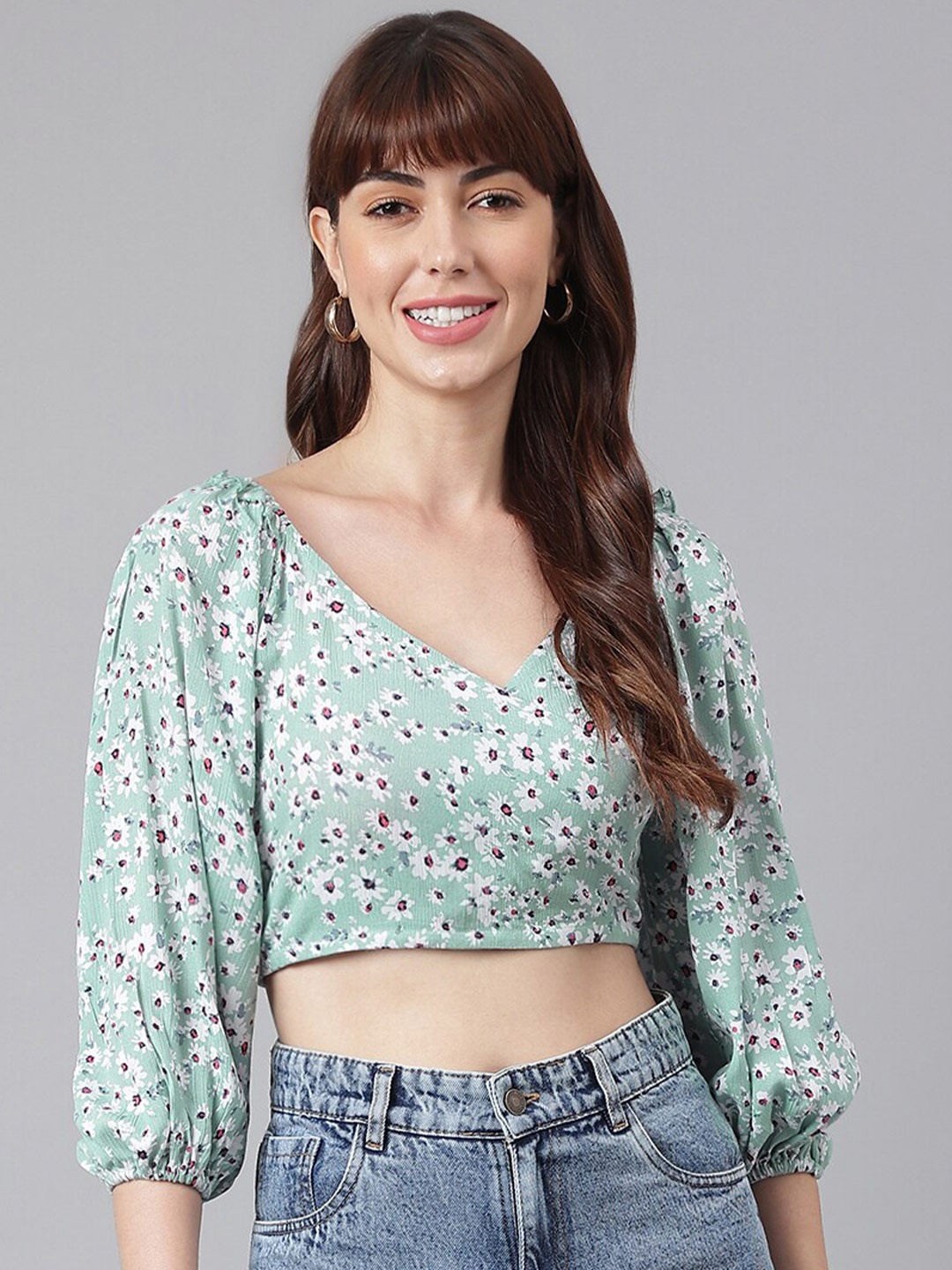

FLAMBOYANT Women Green Floral Print Crepe Crop Top