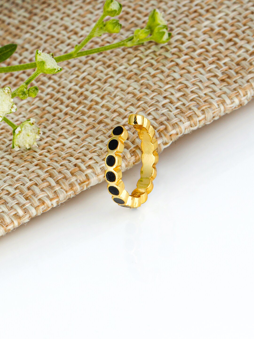 

GIVA 925 Sterling Silver 18k Gold Plated Drizzle Earring, Black