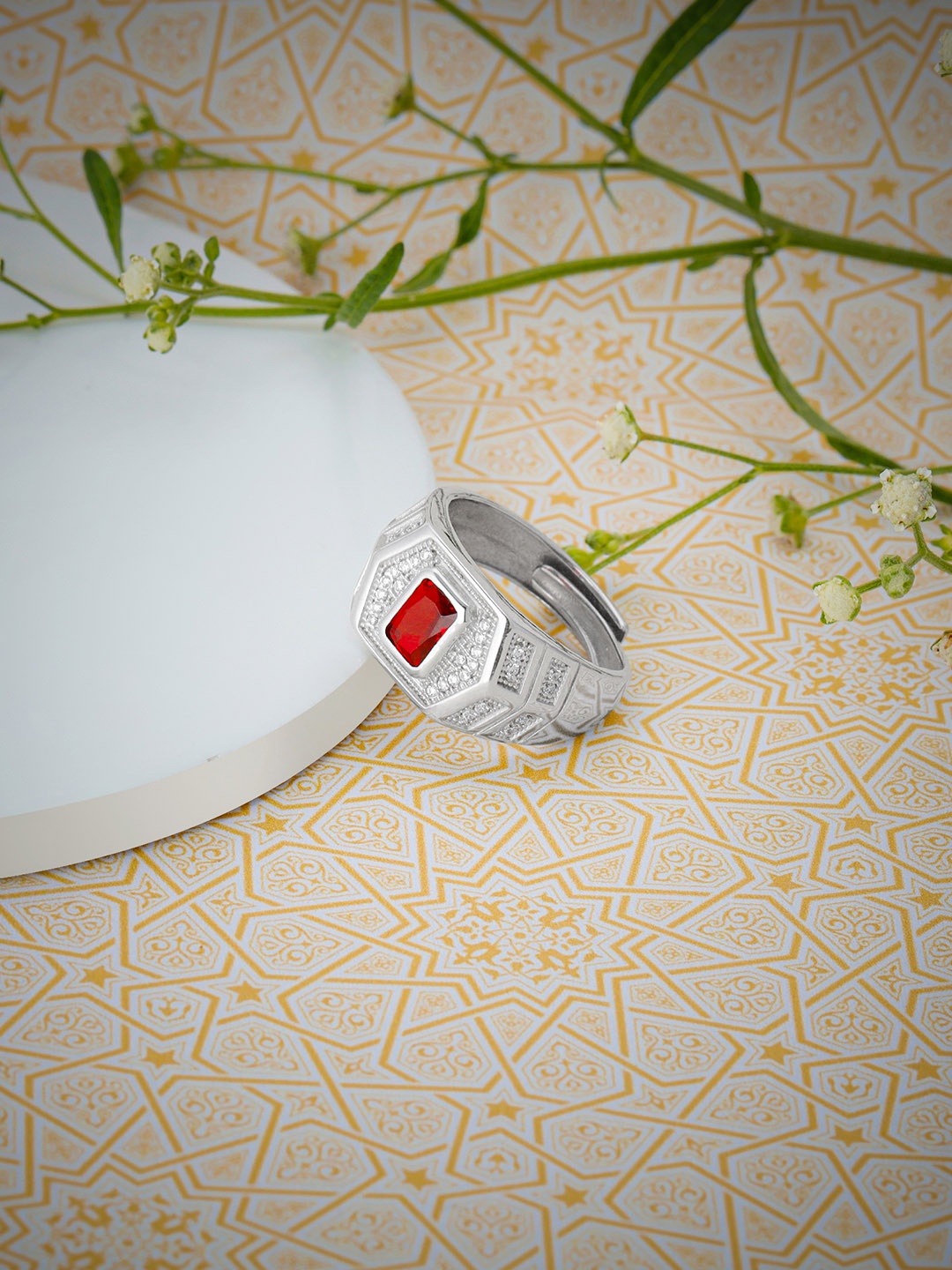 

GIVA Men 925 Sterling Silver Rhodium Plated Red Stone Adjustable Ring