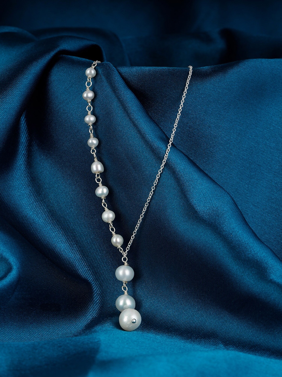 

GIVA 925 Sterling Silver Rhodium Plated Pretty Pearls Y- Necklace