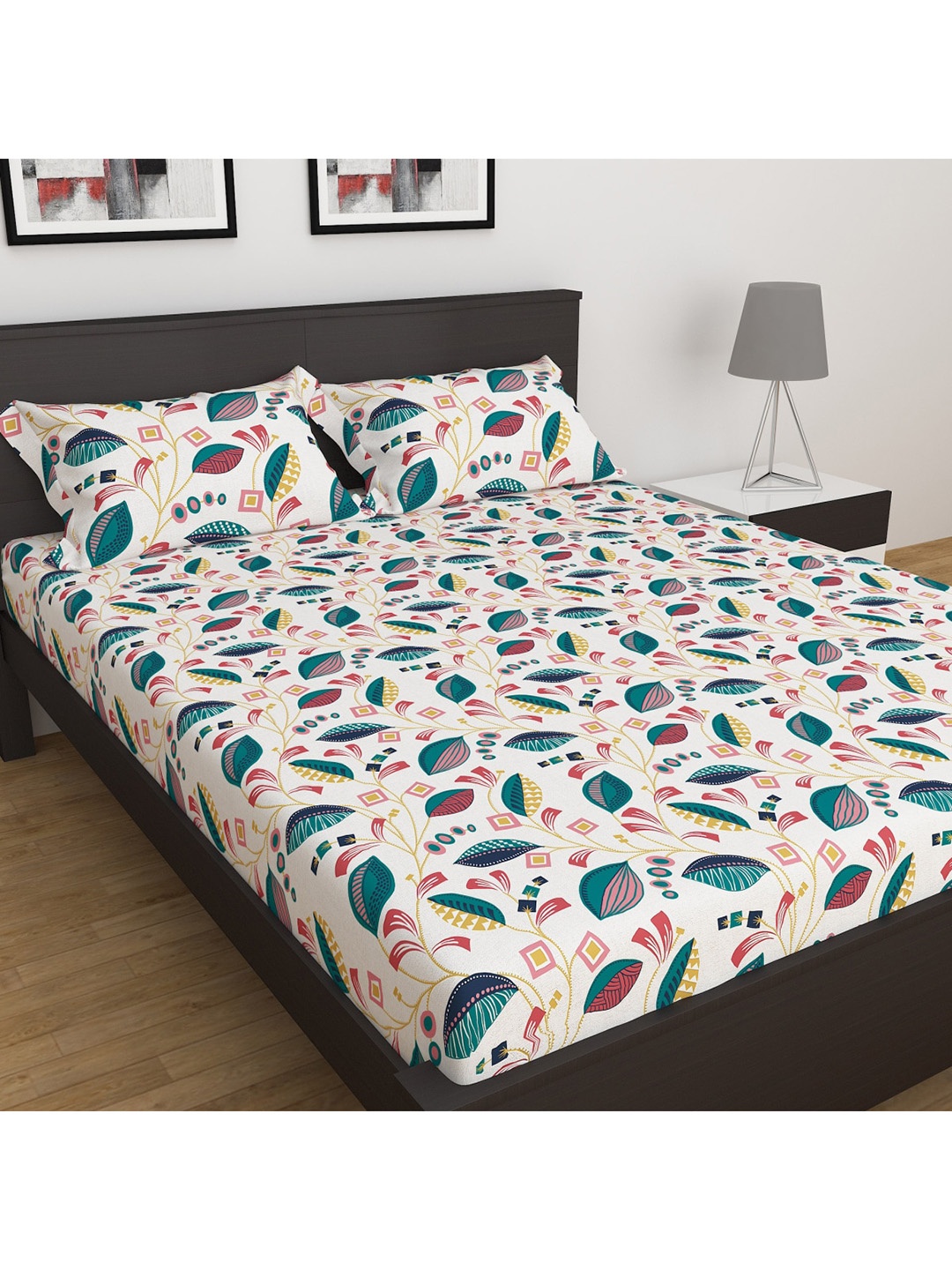 

Home Centre Harold Multicolour Printed Cotton Queen Bedsheet Set, Multi