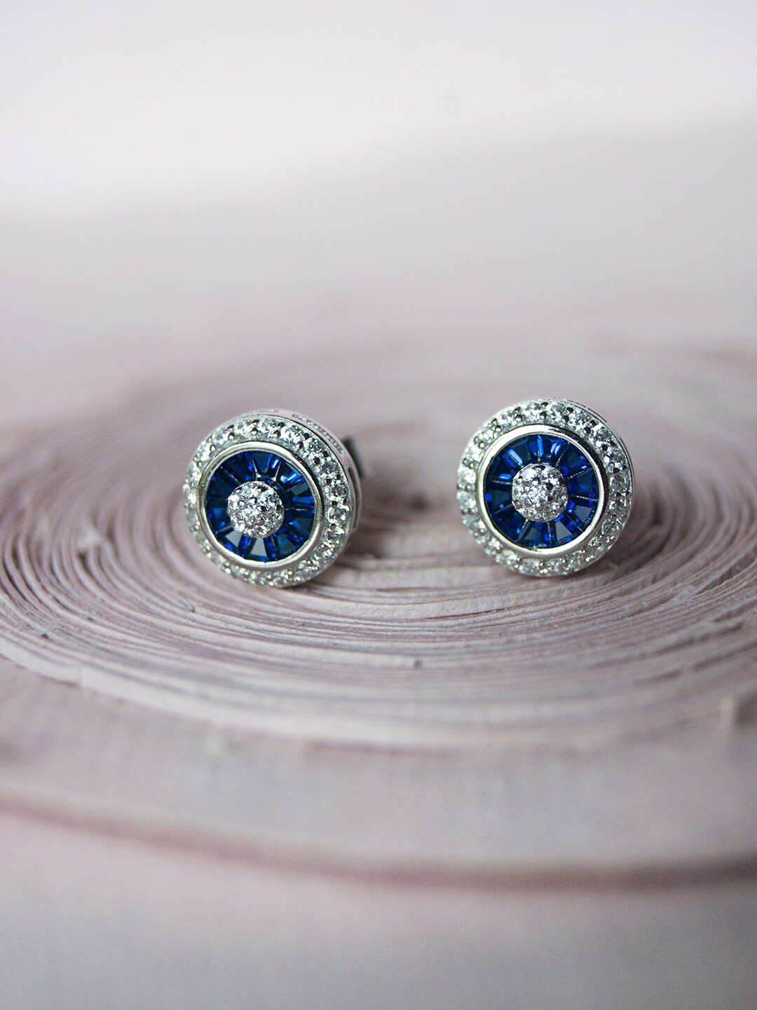 

MANNASH Women Blue & Silver-Toned Circular Studs Earrings