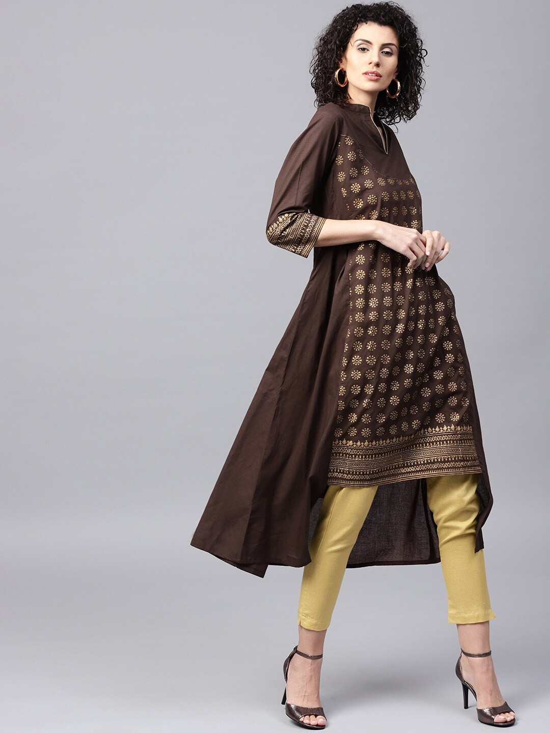 

Tulsattva Women Brown Ethnic Motifs Printed Pure Cotton Kurta Set