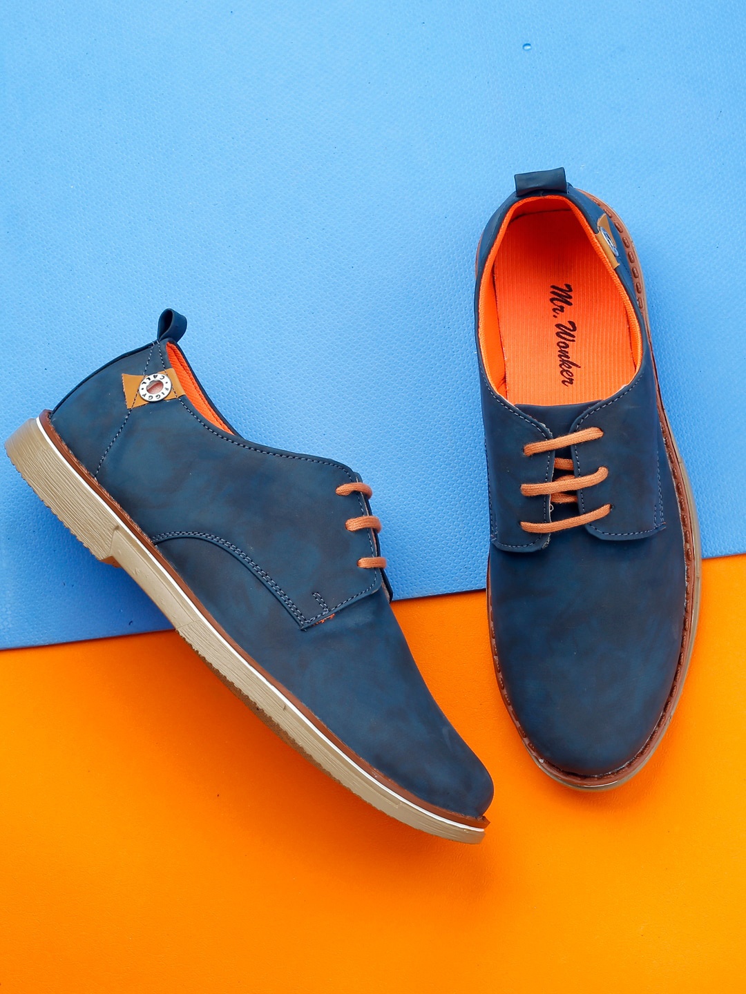 

mr wonker Men Blue Batman Textured Derbys