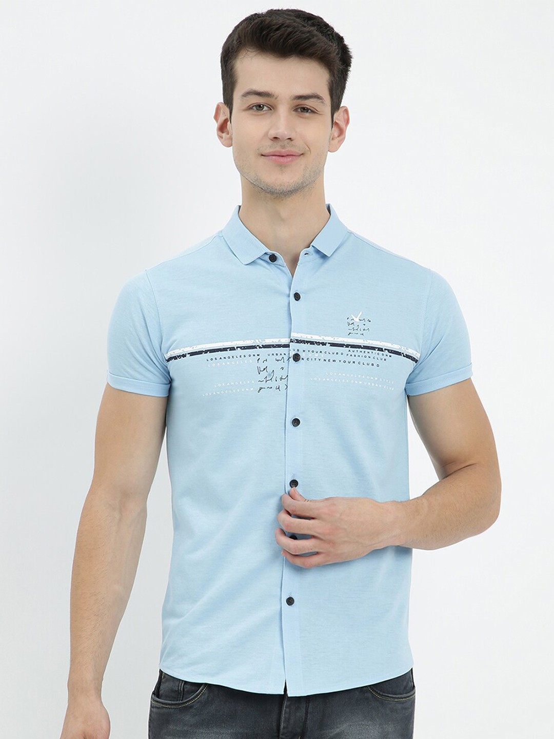 

V2 Value & Variety Men Blue Slim Fit Typography Printed Casual Shirt