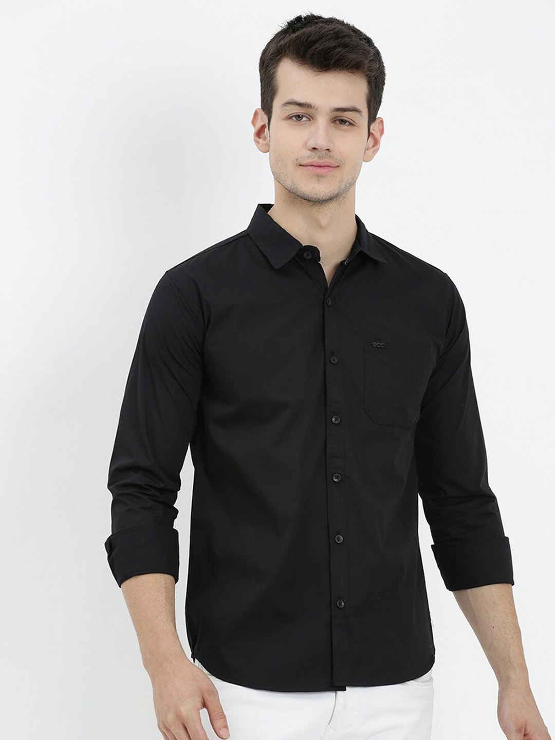 

V2 Value & Variety Men Black Slim Fit Solid Casual Shirt