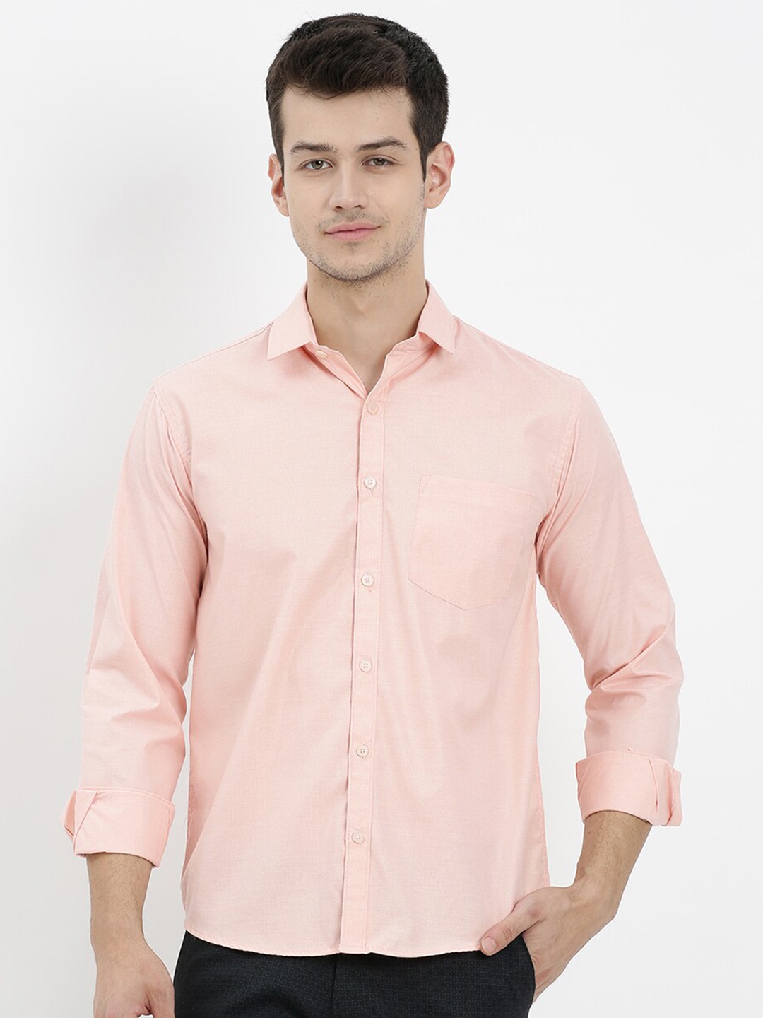 

V2 Value & Variety Men Pink Solid Casual Shirt