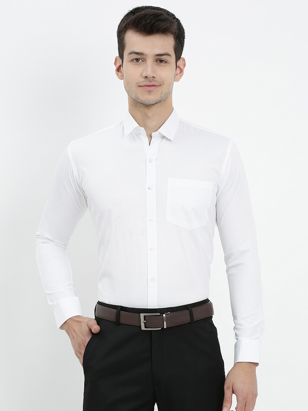 

V2 Value & Variety Men White Regular Fit Formal Shirt