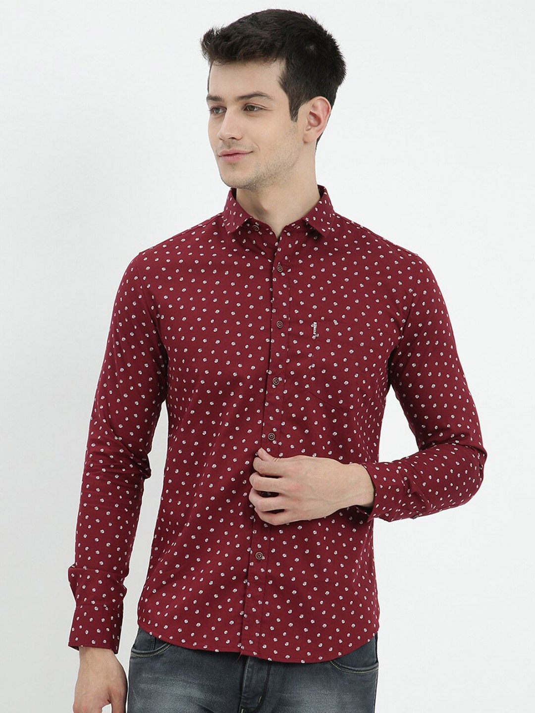 

V2 Value & Variety Men Maroon Regular Fit Floral Printed Casual Shirt