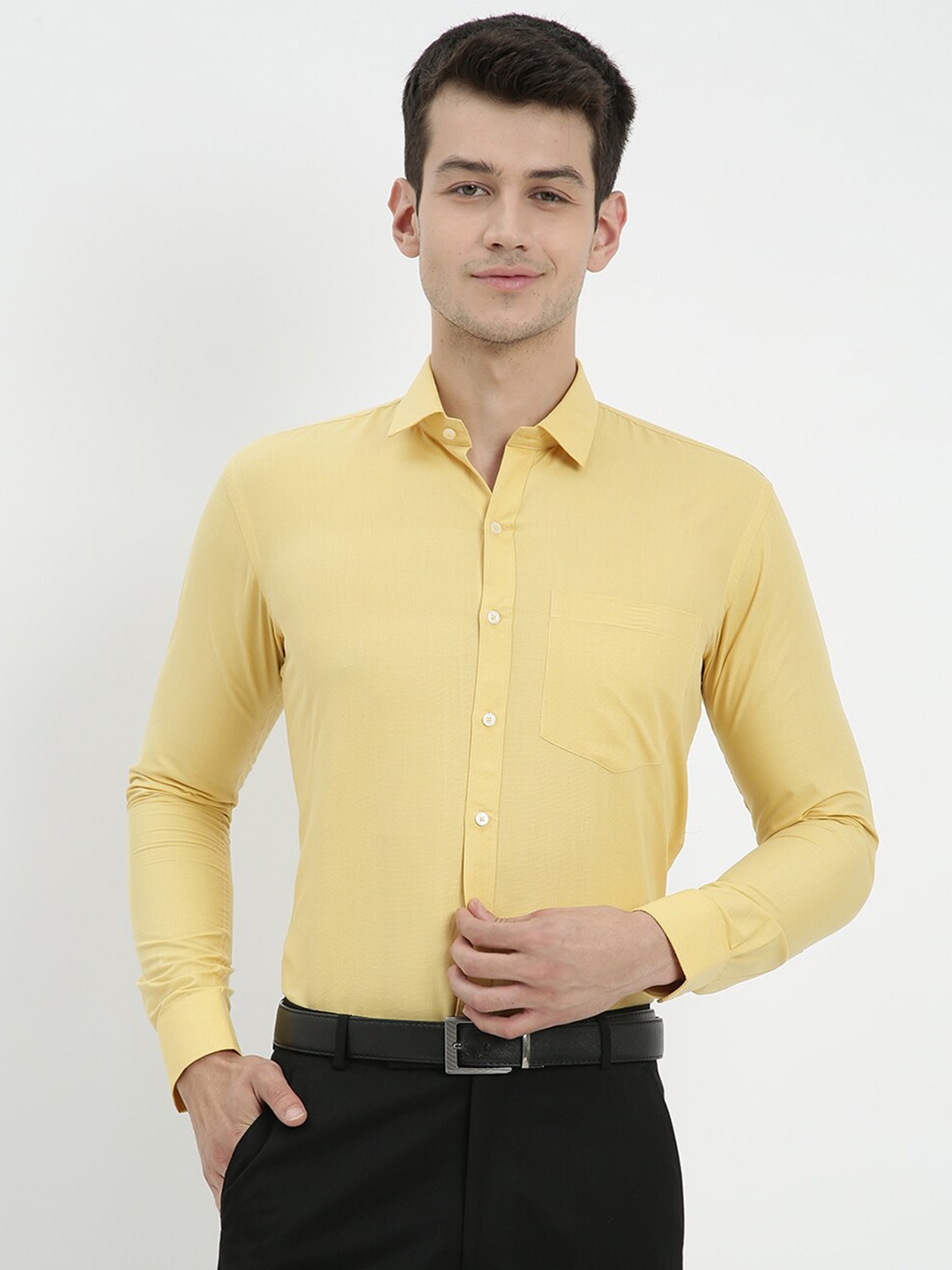 

V2 Value & Variety Men Mustard Yellow Regular Fit Formal Shirt