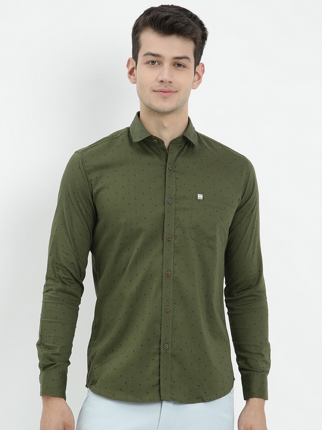 

V2 Value & Variety Men Green Regular Fit Printed Casual Shirt