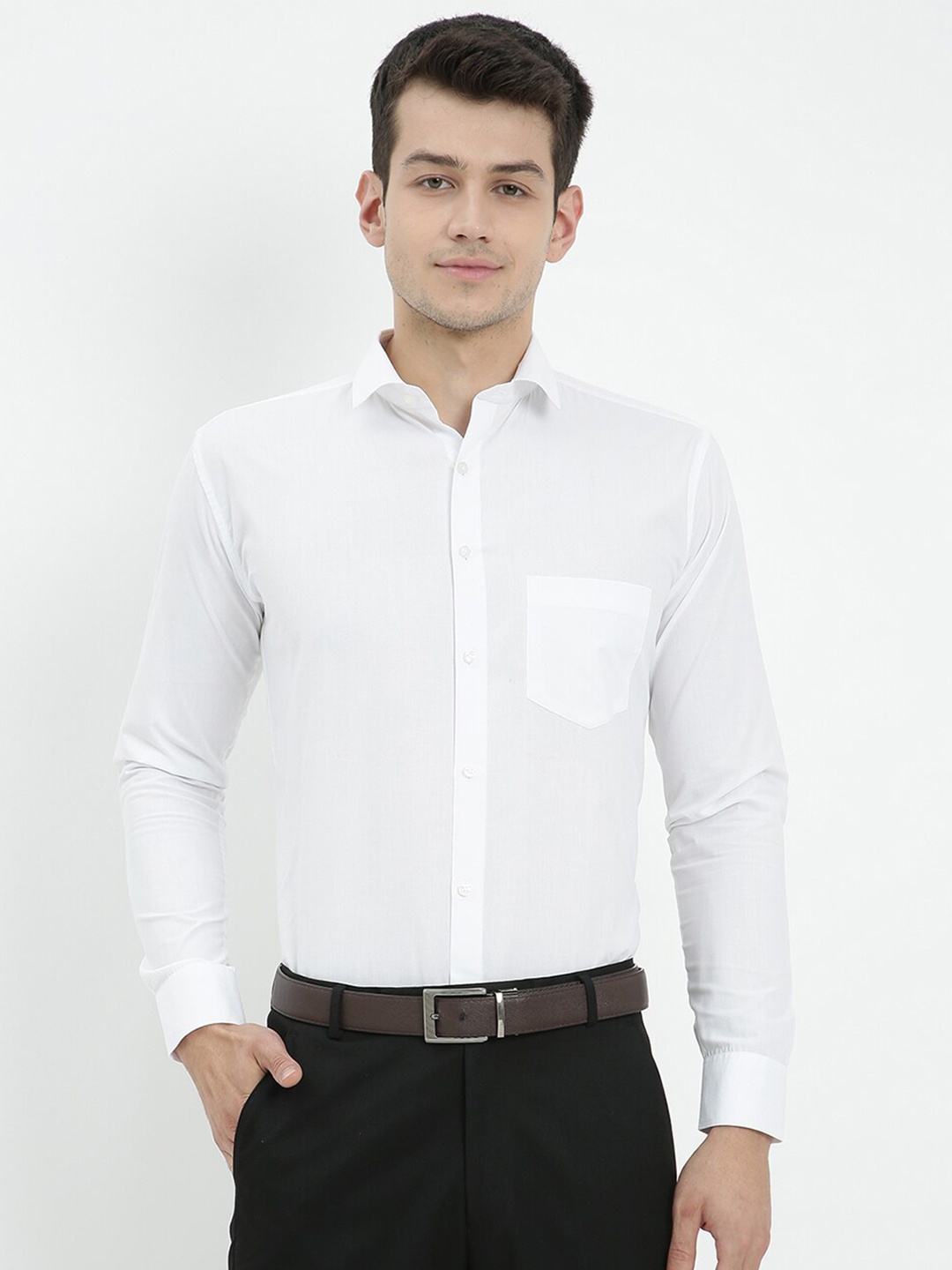 

V2 Value & Variety Men White Regular Fit Formal Shirt