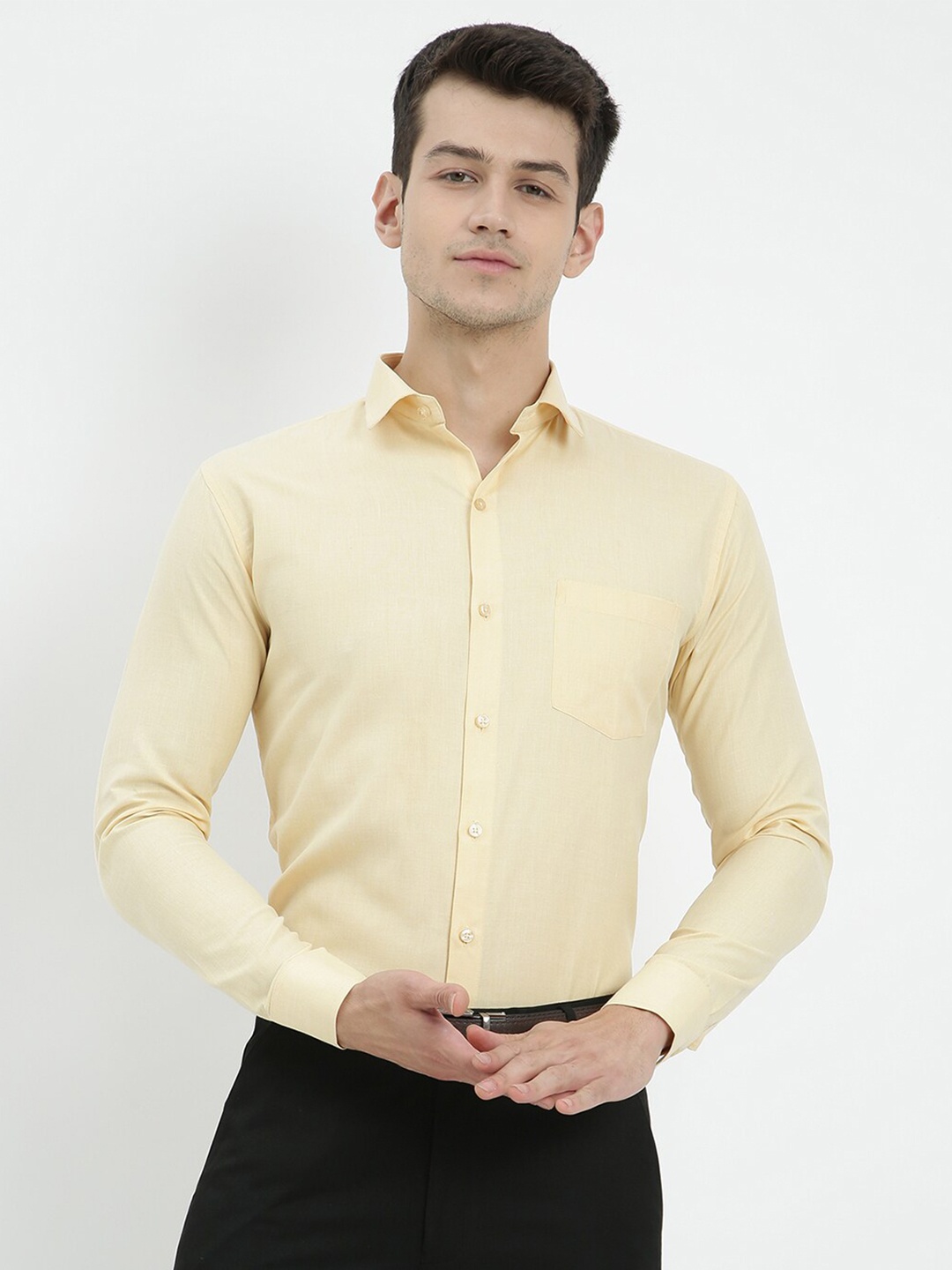 

V2 Value & Variety Men Yellow Regular Fit Solid Formal Shirt