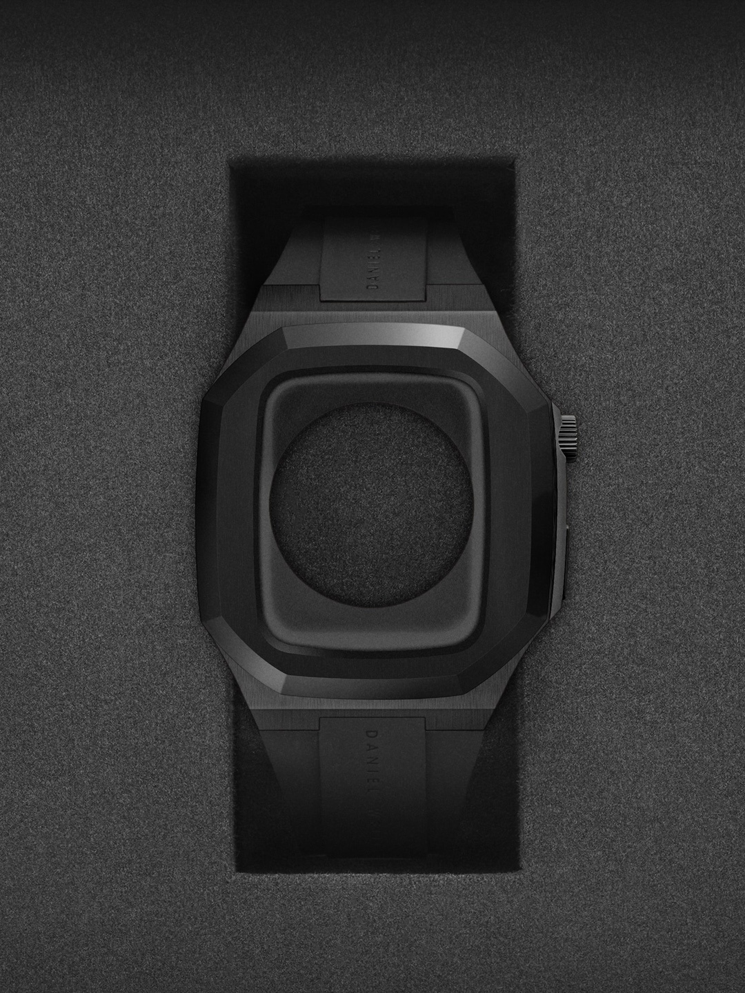 

Daniel Wellington Black Solid 40mm Smart Watch Straps