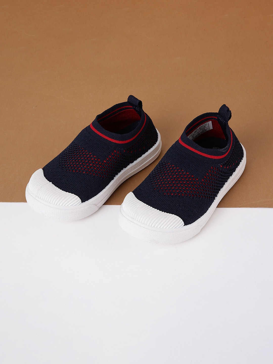 

max Boys Blue & Red Woven Design PU Slip-On Sneakers