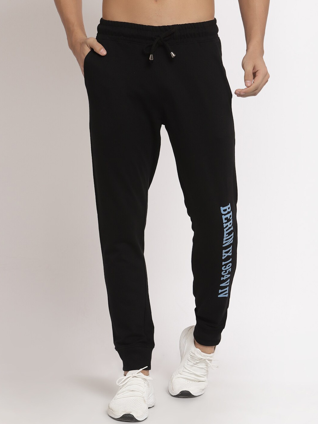 

Club York Men Black Typography Printed Track Pants