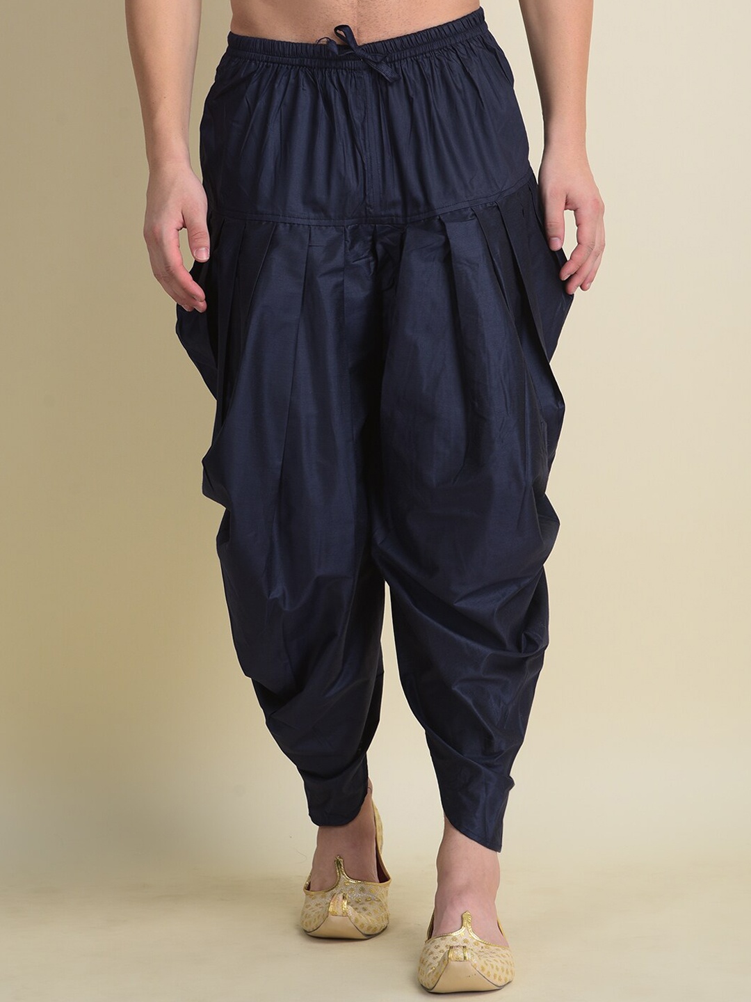 

NAMASKAR Men Blue Solid Silk Patiala
