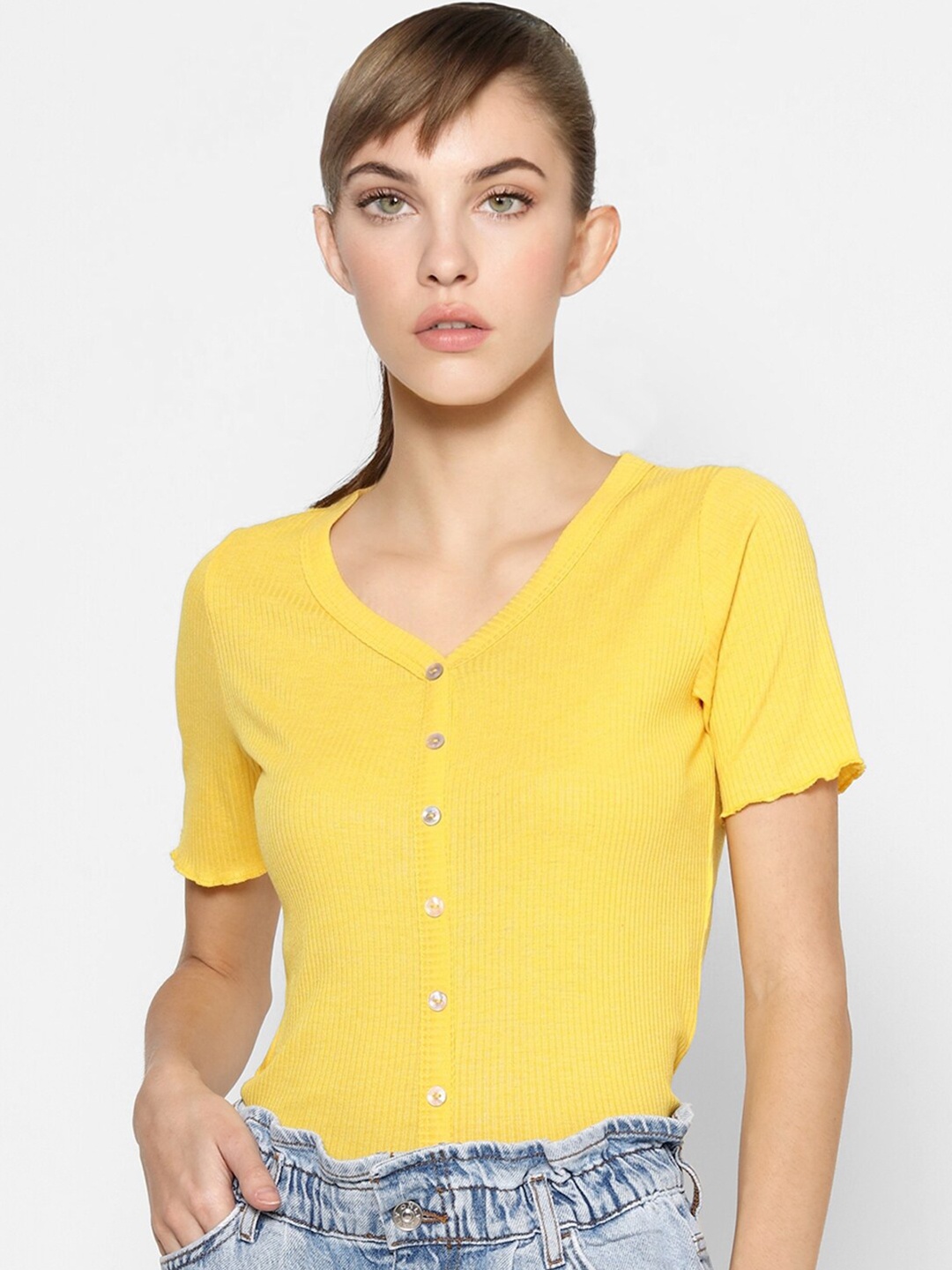 

ONLY Women Yellow Solid Crop Top