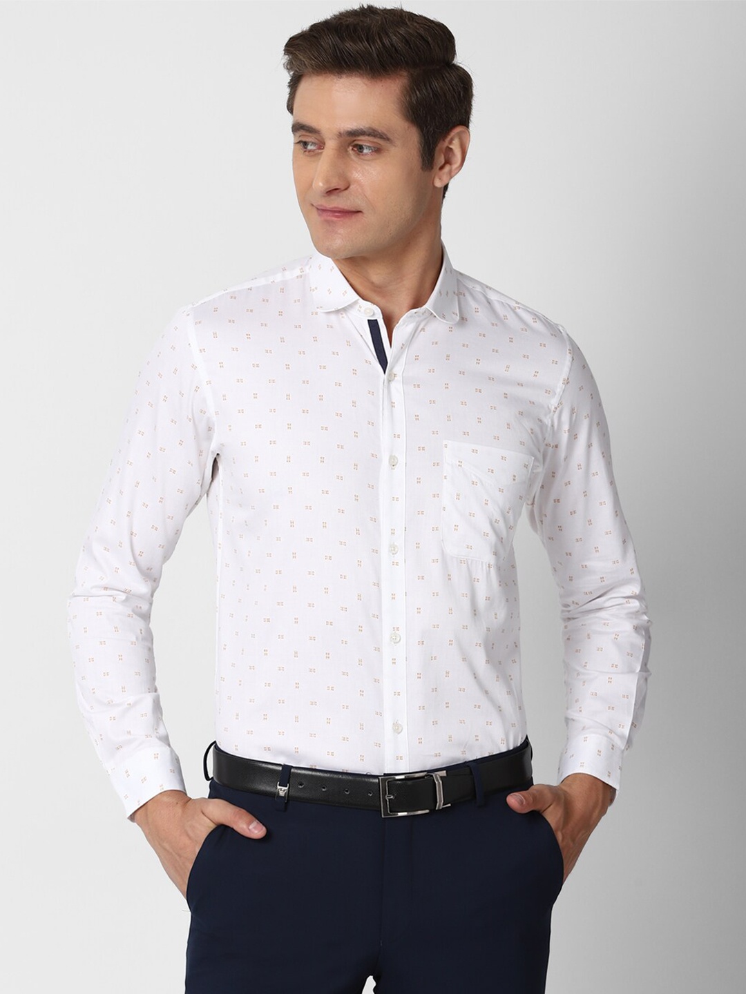 

Peter England Men White Slim Fit Printed Casual Shirt