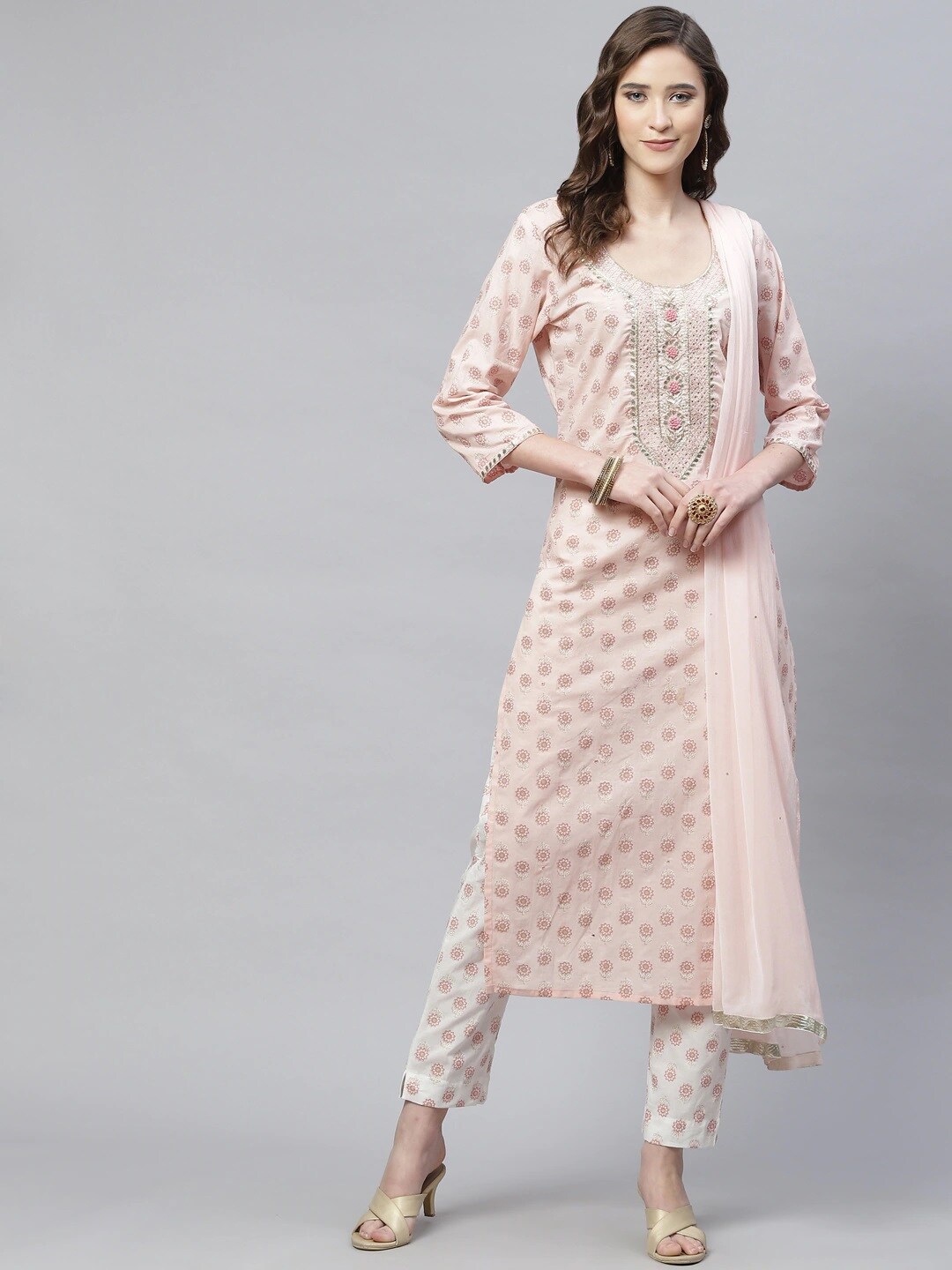 

Divena Women Pink Ethnic Motifs Printed Sequinned Pure Cotton Kurta with Trousers & With Dupatta