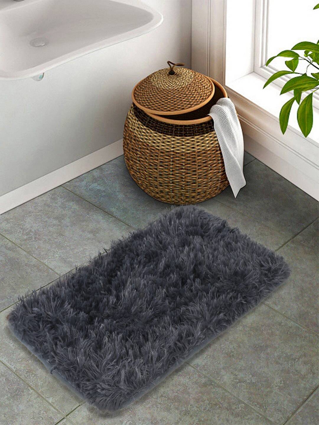 

Cortina Grey Solid Rectangle Doormat