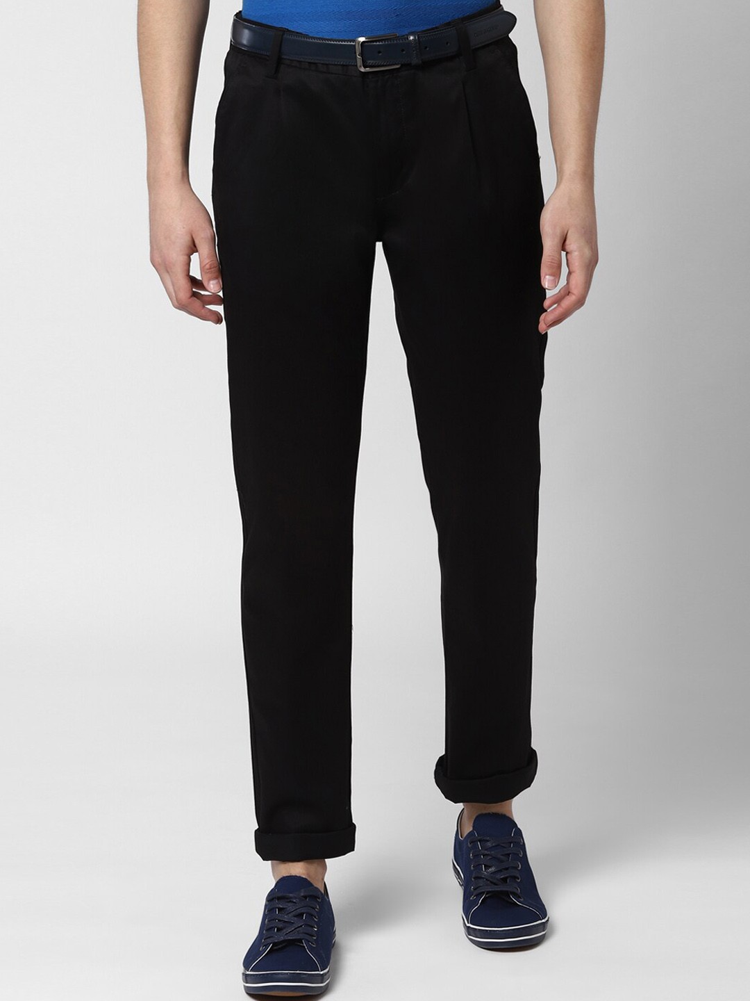 

Peter England Casuals Men Black Solid Slim Fit Trousers