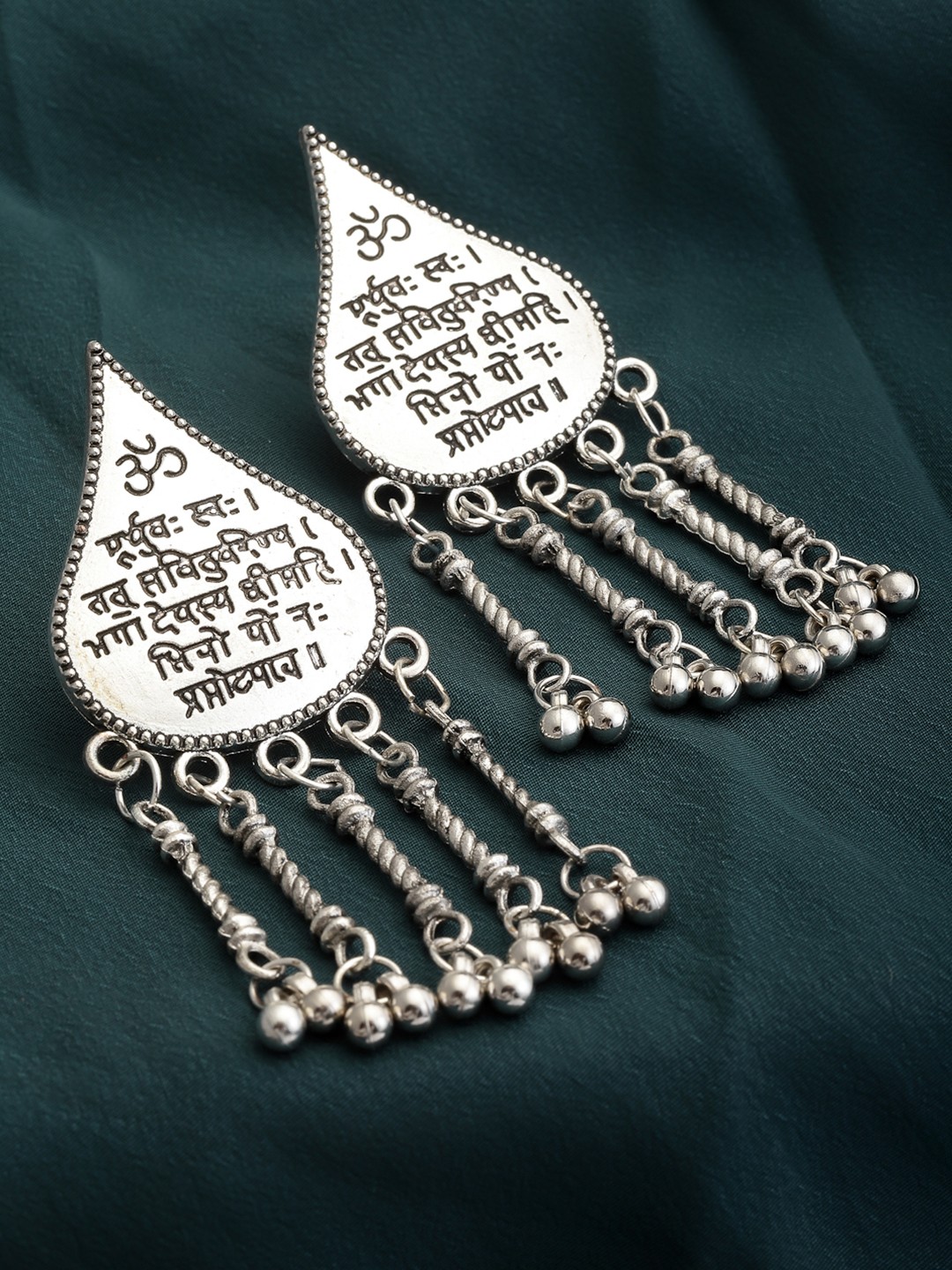 

PANASH Women Silver-Toned Oxidized Paisley Shaped Drop Earrings