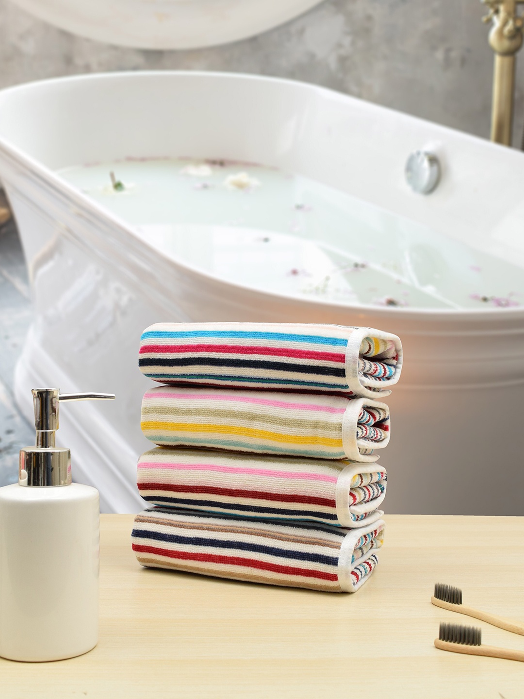 

RANGOLI Set Of 4 White Striped 400 GSM Cotton Hand Towel Set, Multi