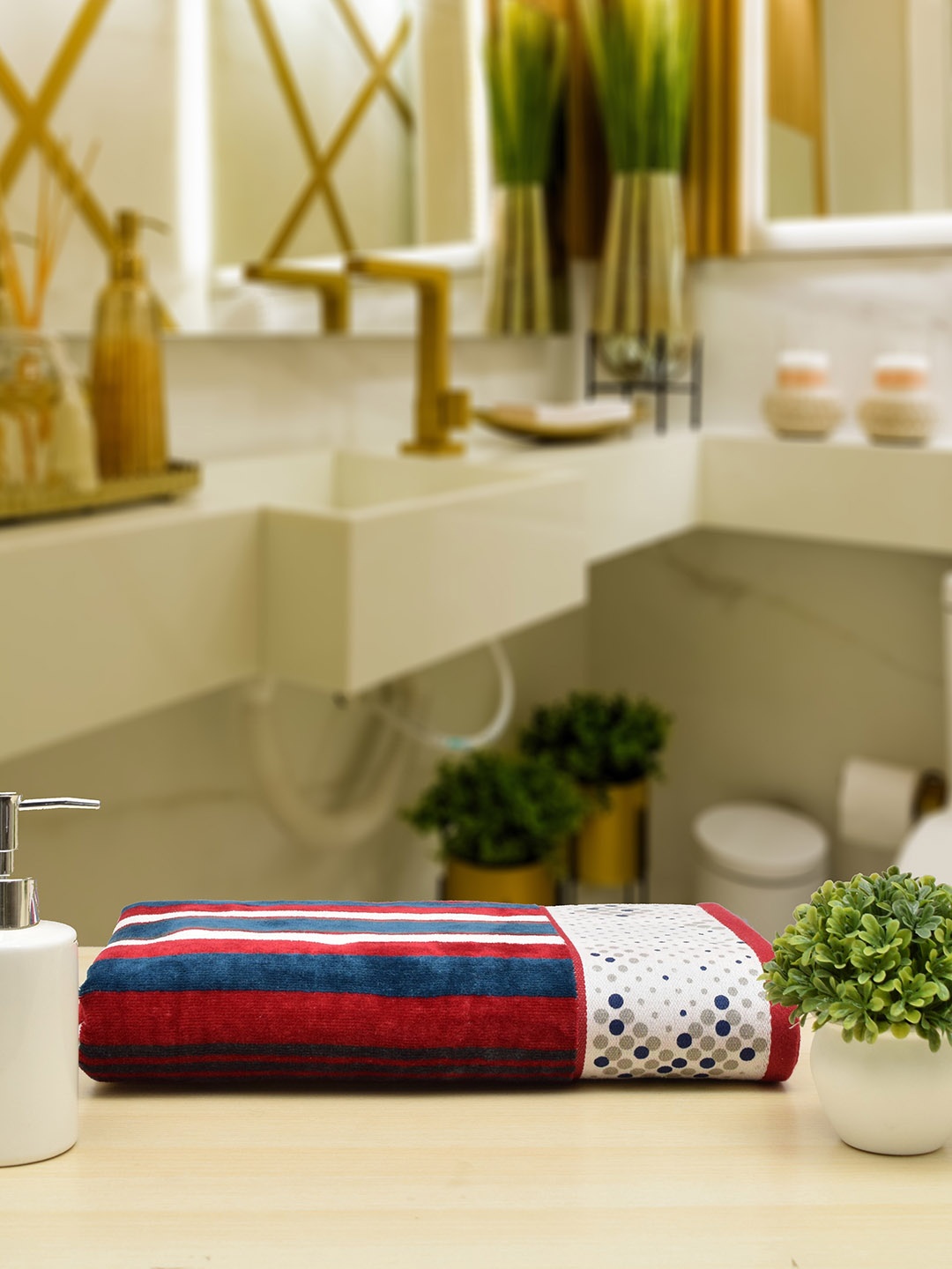 

RANGOLI Maroon & White Striped 450 GSM Cotton Bath Towel