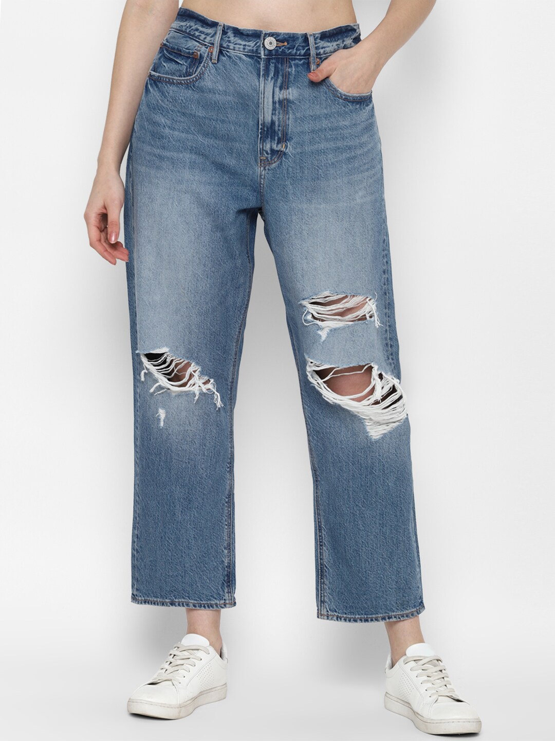 

AMERICAN EAGLE OUTFITTERS Women Blue Slim Fit Mildly Distressed Light Fade Jeans