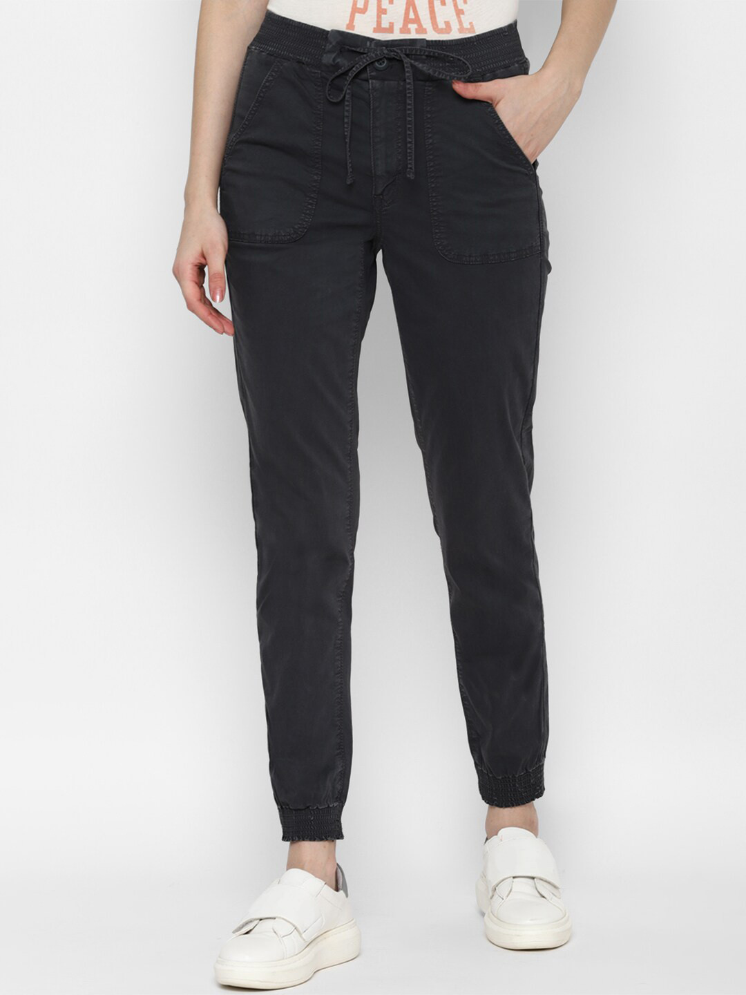 

AMERICAN EAGLE OUTFITTERS Women Grey Slim Fit Jeans