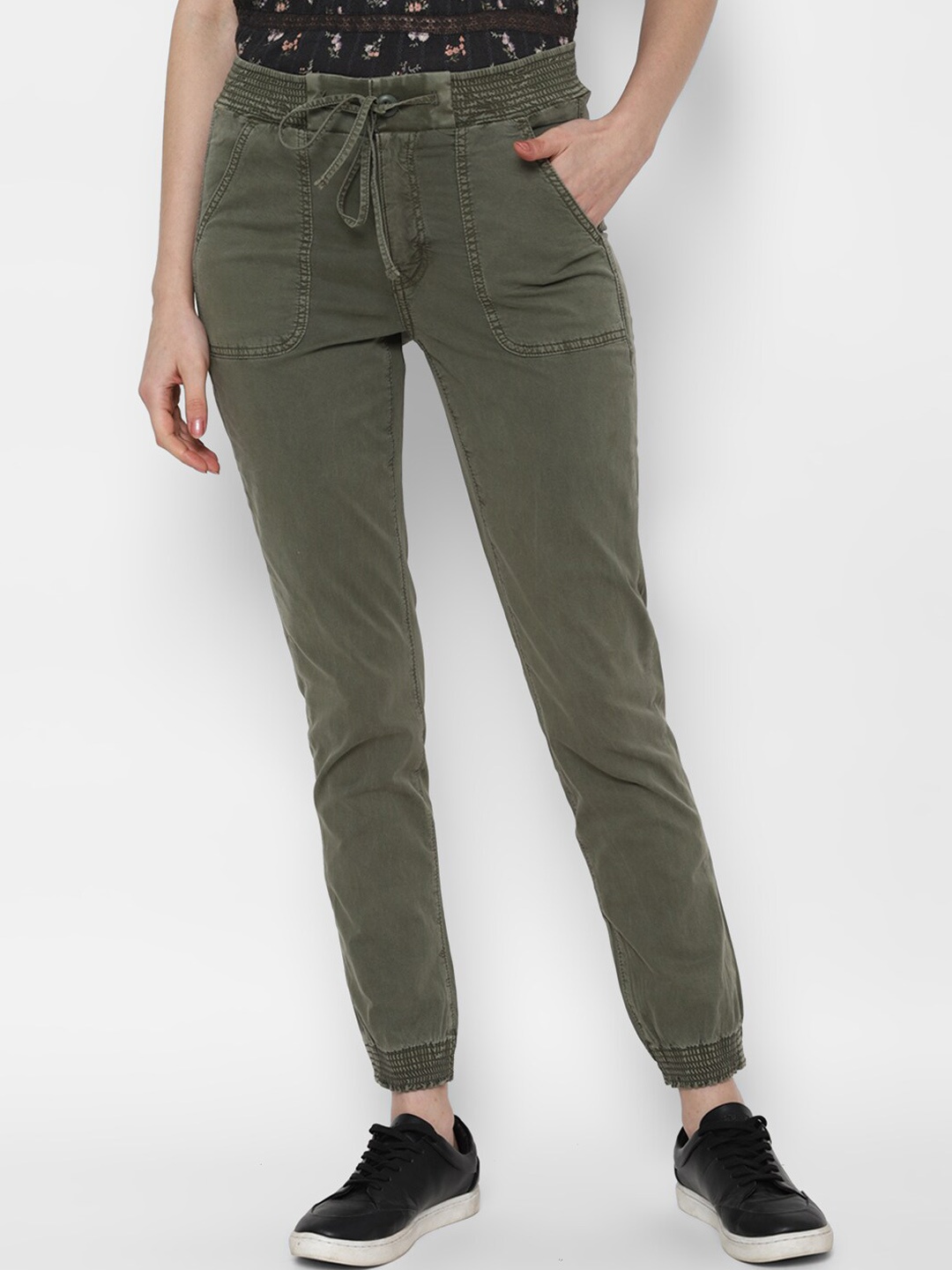 

AMERICAN EAGLE OUTFITTERS Women Olive Green Slim Fit Jeans