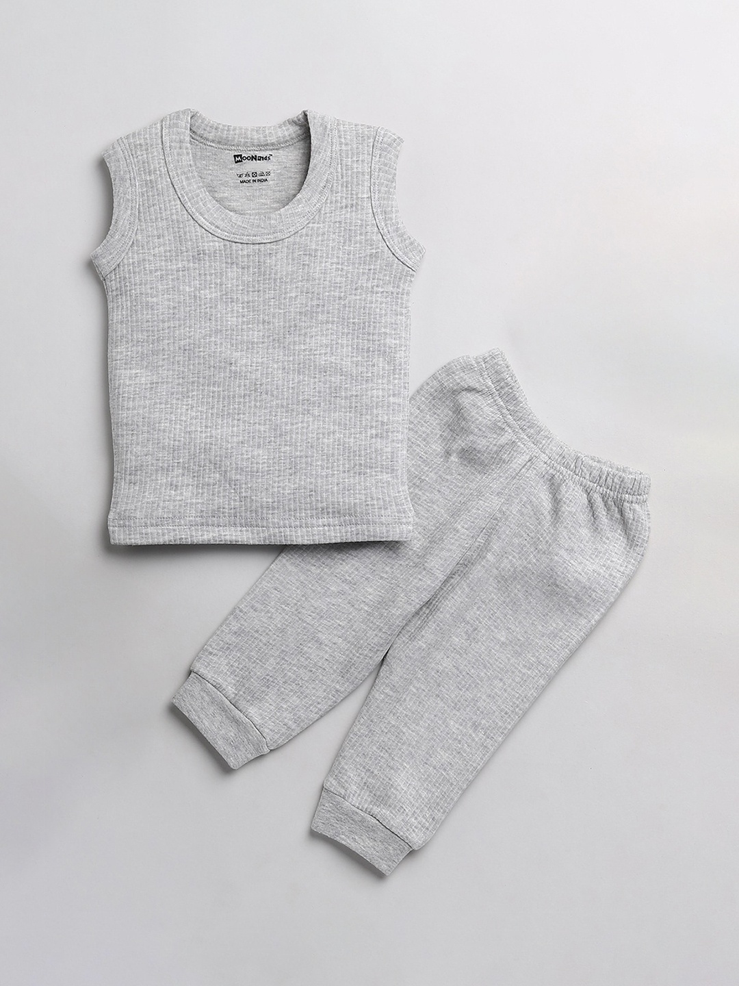 

MooNKids Infant Boys Grey Solid Thermal Set