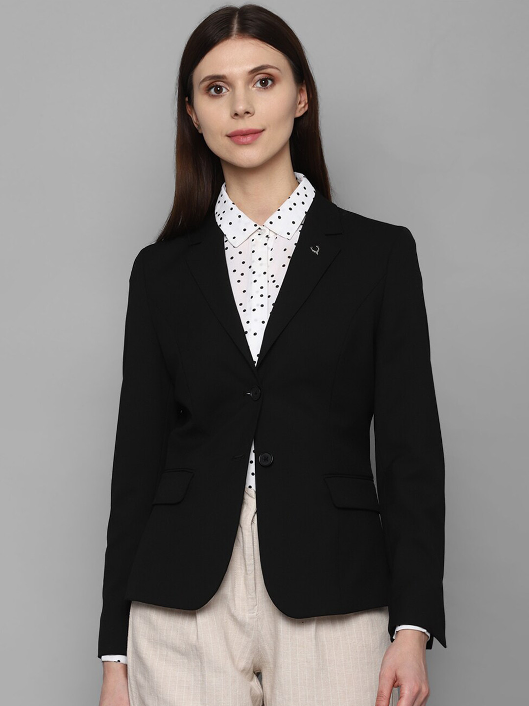 

Allen Solly Woman Black Solid Single-Breasted Blazer