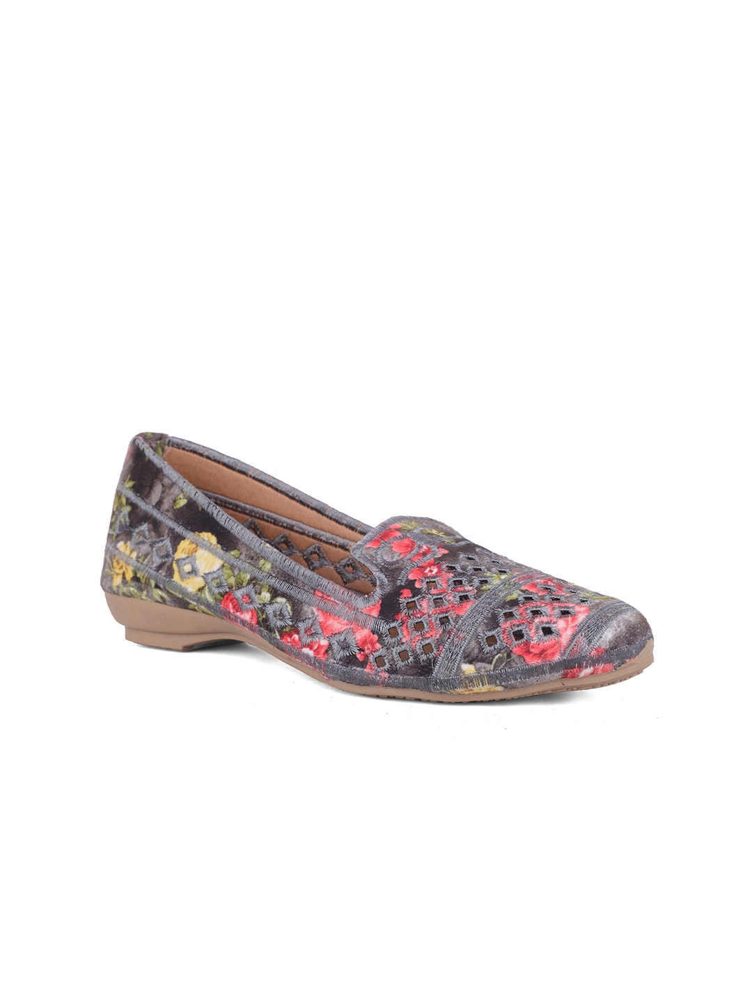 

FABBMATE Women Multicoloured Printed Mojaris with Embroidered Flats, Multi