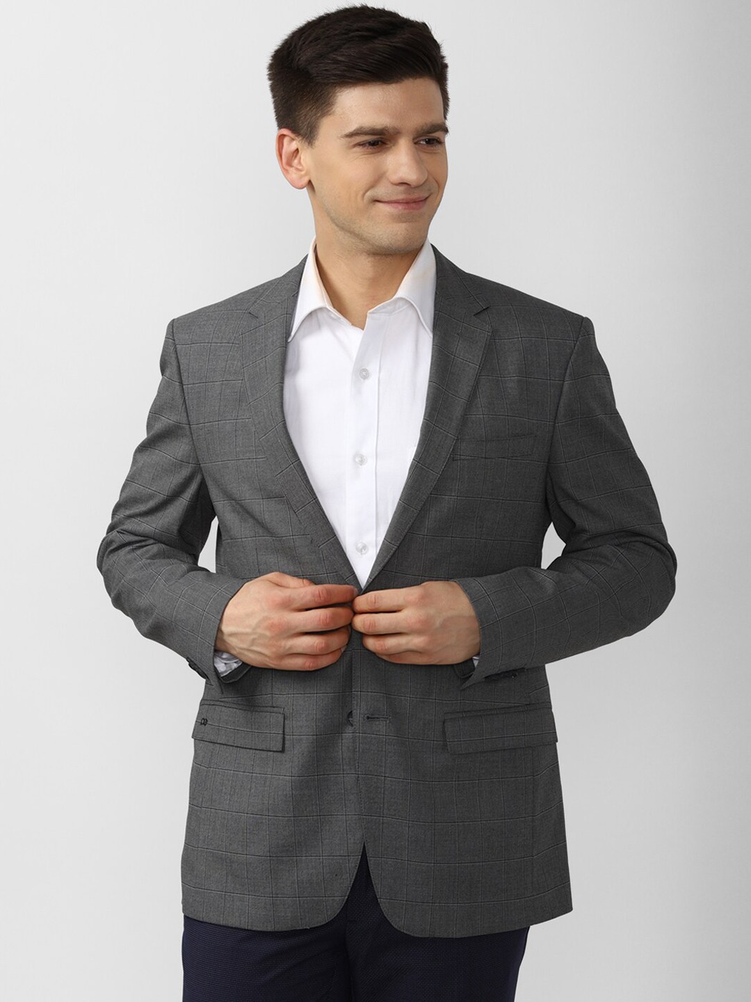

Peter England Elite Men Grey Solid Regular-Fit Single-Breasted Blazer